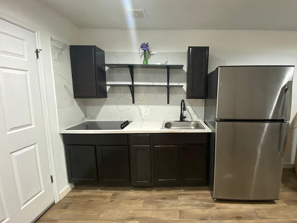 1st image of 7795 NE 20th Ct
