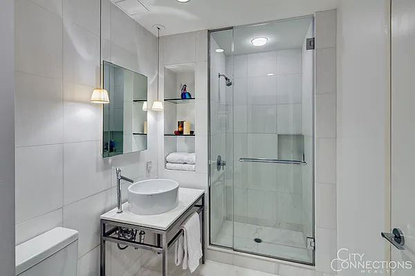 Sold by City Connections Realty | media 5