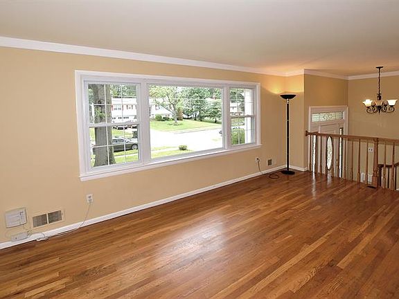 5th image of 8358 Orange Ct