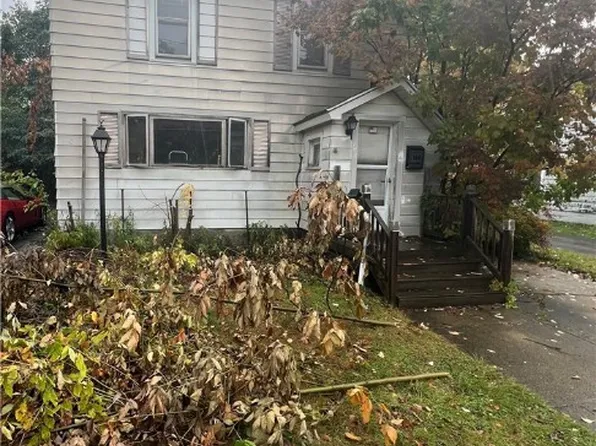 148 Prospect St, Fredonia, NY 14063