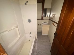 111 Monroe St APT 3, Troy, NY 12180