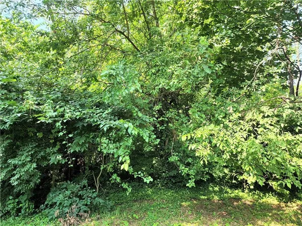 5256 Clarendon Rd, Indianapolis, IN 46208