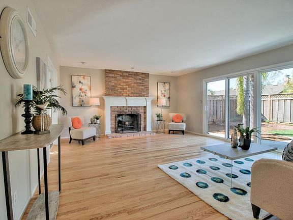 5th image of 4857 Pepperwood Way