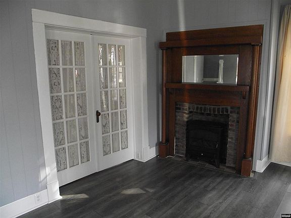 4th image of 1102 Church St