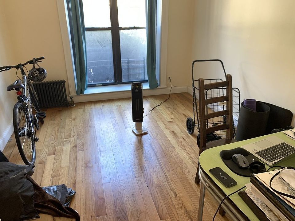 2nd image of 28 E 17th St APT 1D