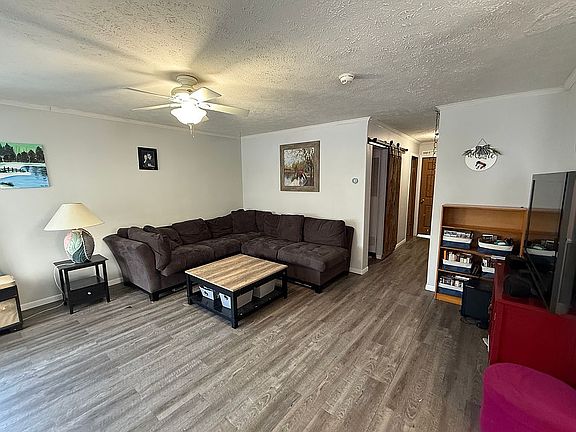 5th image of 3930 Mount Alpine St