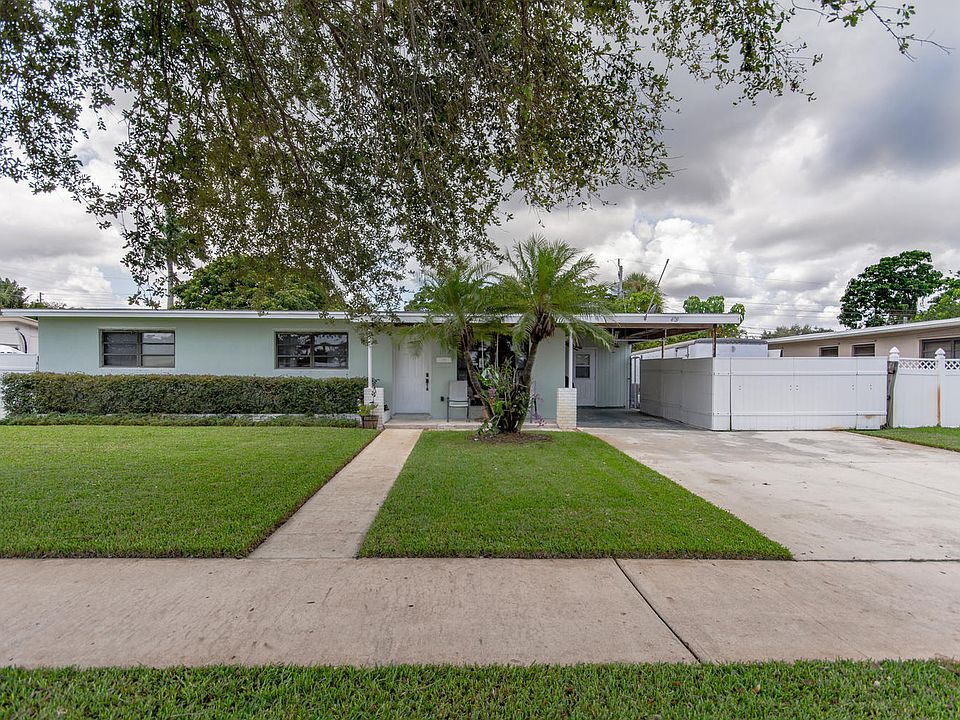 1st image of 409 Westwind Dr