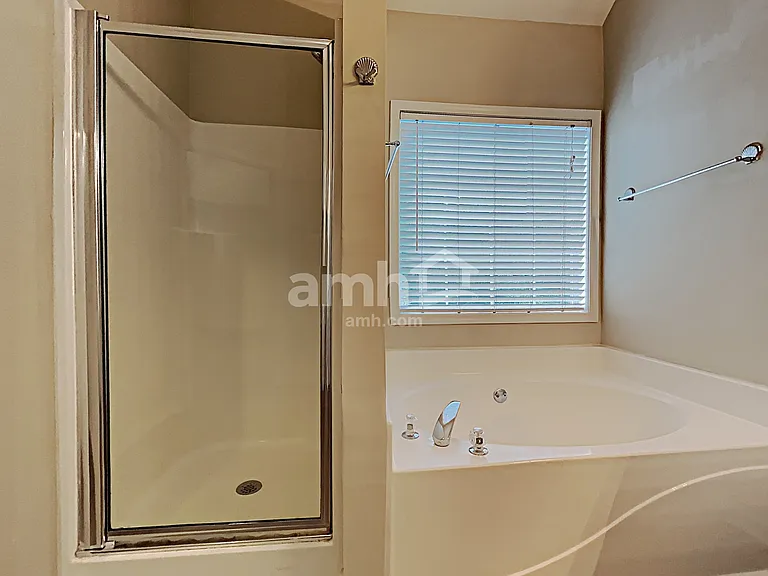 2687 McGuire Dr NW — Photo 10