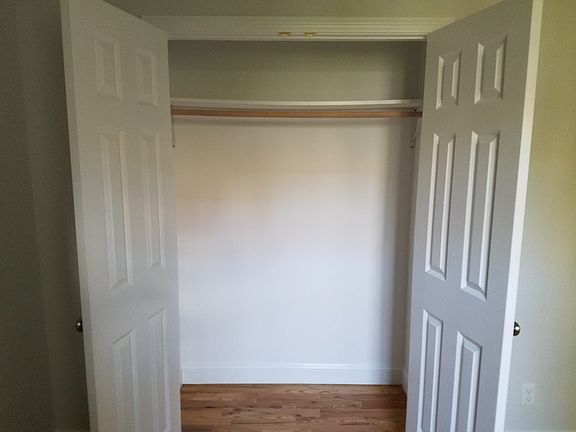 5th image of 80 Winchester Ave #1