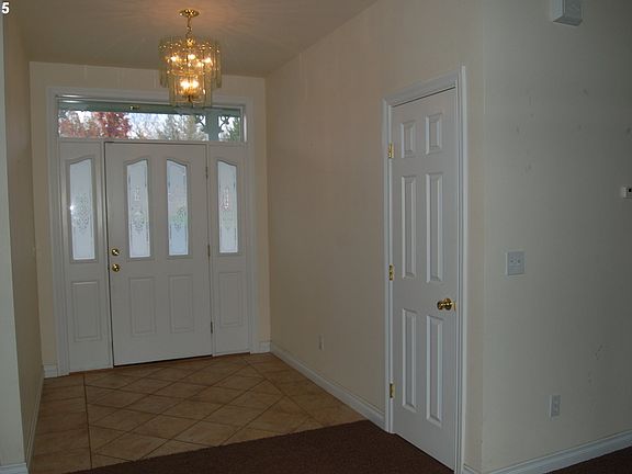 2nd image of 166 NW Mellor Loop