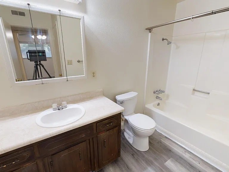 2631 Lawrence St #5 — Photo 14