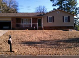 807 Opal Ct, Fayetteville, NC 28311