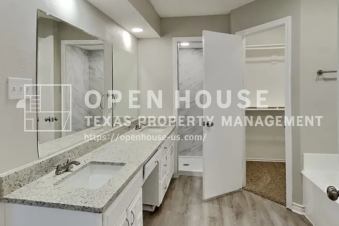 4819 Gaylewood Ct — Photo 10