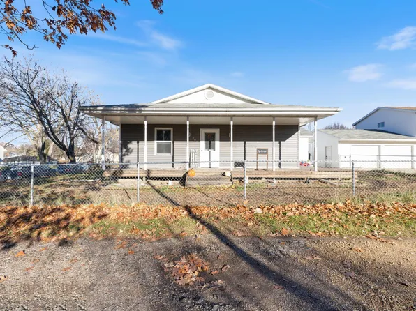 305 N Craig St, Janesville, MN 56048