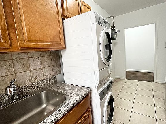 2nd image of 130 Fort Washington Ave APT 6g