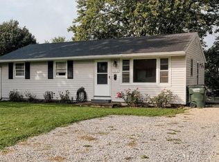 1308 Valley Dr NW, North Canton, OH 44720