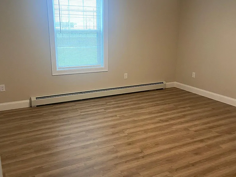 121 Elmaple Dr — Photo 9