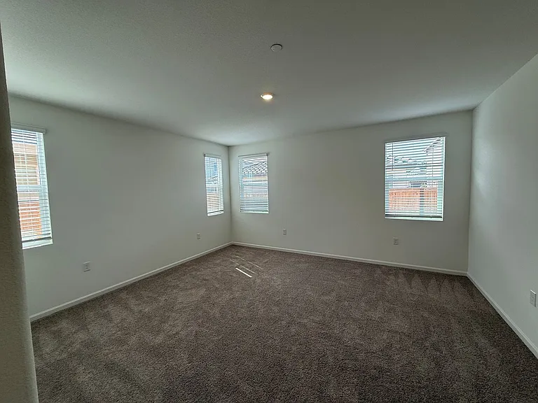 6308 Sun Haven St — Photo 37