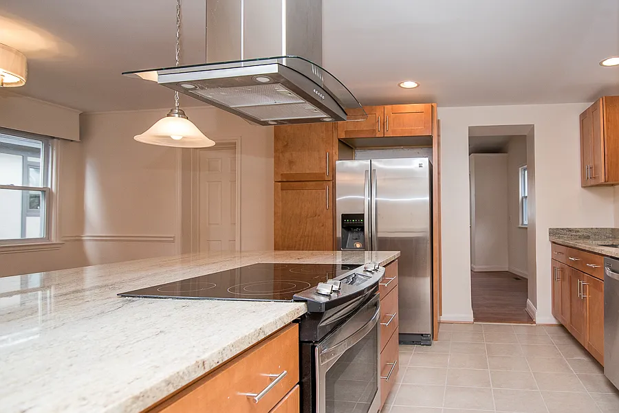 4 bed, 3.5 bath, $4,500 — Photo 4