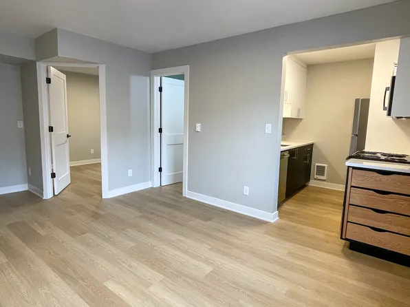 12007 W Burleigh St APT 104, Milwaukee, WI 53222