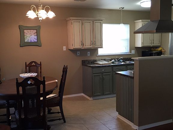 4th image of 110 Aristotle Dr