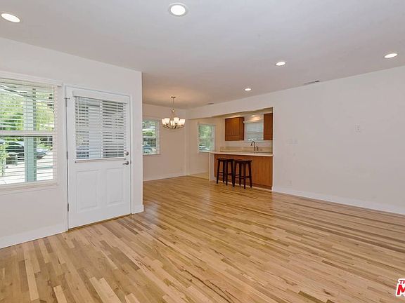 4th image of 4750 Topanga Canyon Blvd