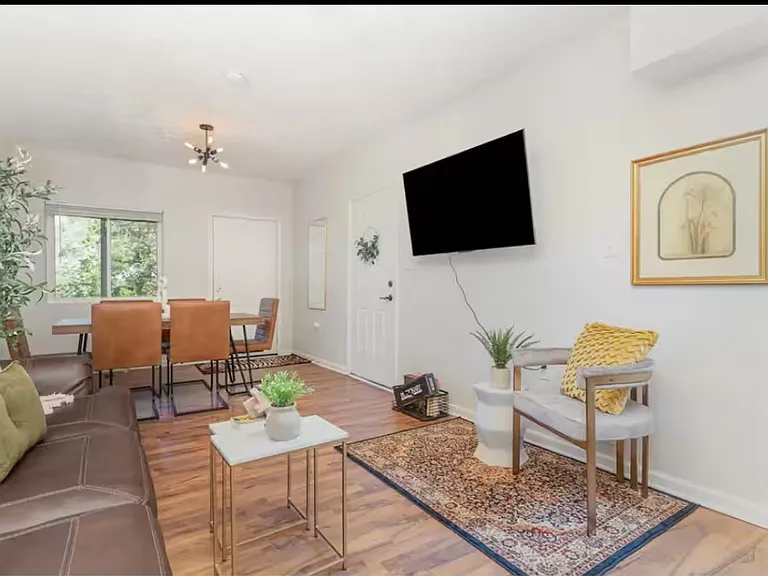 916 Mount Hope Ave #2 — Photo 7