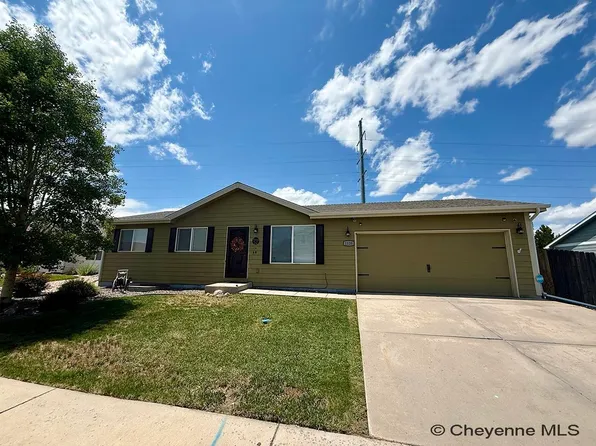 1120 Concerto Ln, Cheyenne, WY 82007