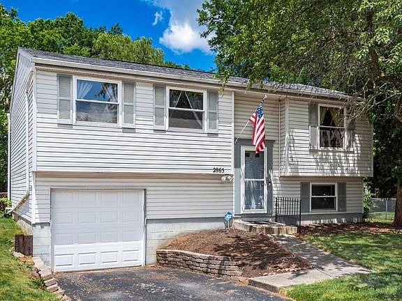 2nd image of 2865 Chatsworth Way