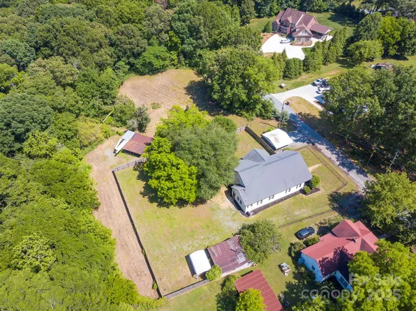 1111 Unionville Church Rd, Monroe, NC 28110