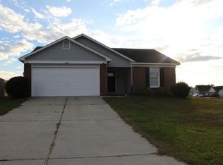 3863 Softwind Ln, Hope Mills, NC 28348