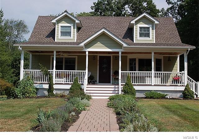 1st image of 9 Parkway Dr