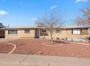 1801 Cornell Dr SE, Albuquerque, NM 87106