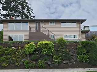 2825 W Jameson St, Seattle, WA 98199