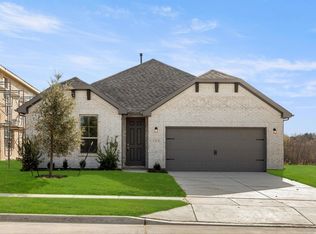 2244 Sesaro Dr, Aubrey, TX 76227
