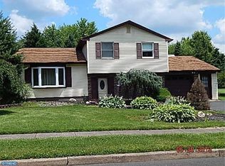 1587 Windmill Rd, Warminster, PA 18974