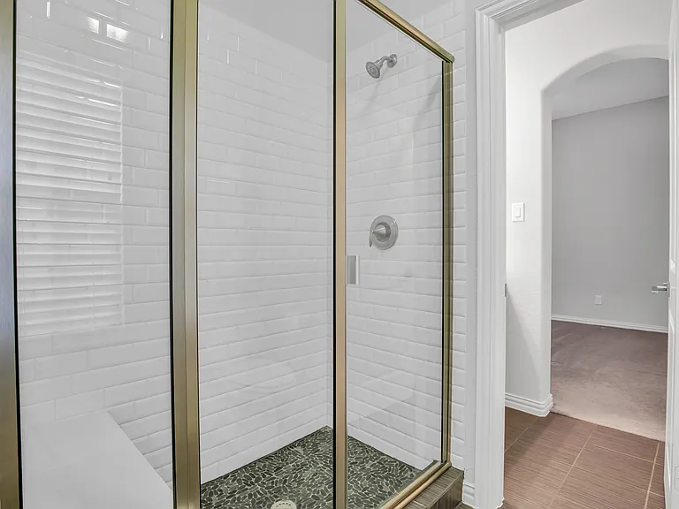 724 Orleans Dr — Photo 41