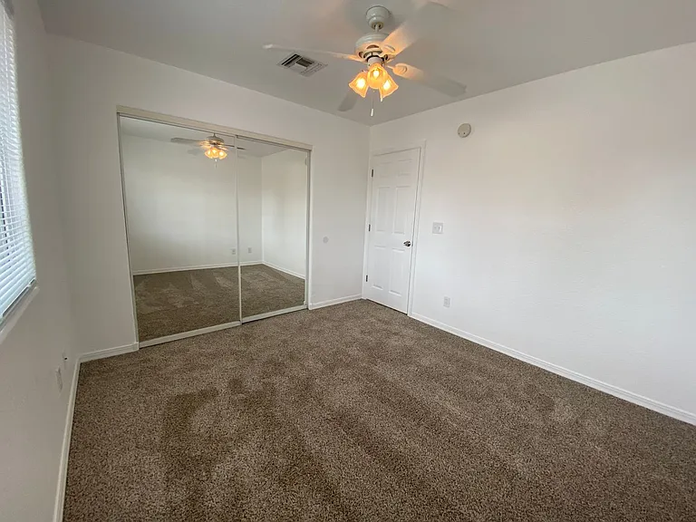 6582 W Hershey Way — Photo 20