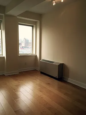 Rented by Limestone Realty Bklyn, LLC | media 18