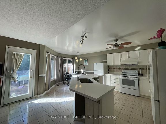 5th image of 2589 Addingham Cres