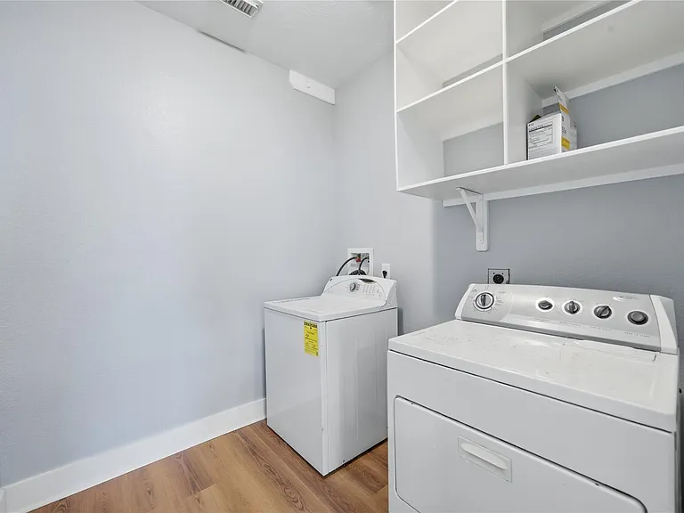 1613 Palcio Real Dr — Photo 15