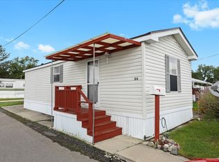 22600 Middlebelt Rd #D06, Farmington, MI 48336