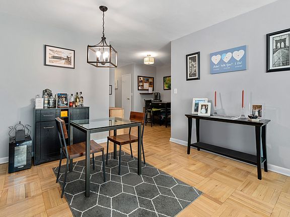 3rd image of 311 E 71st St APT 6G