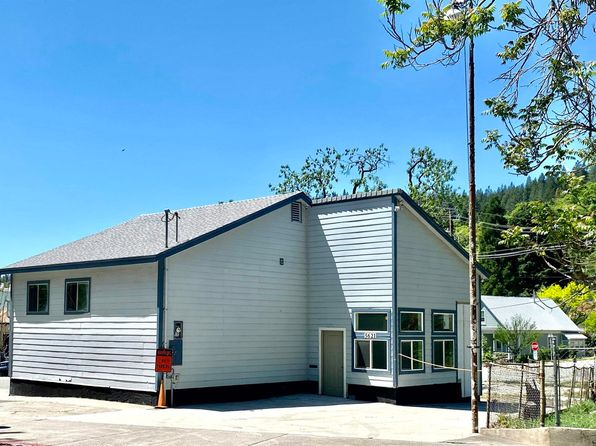5621 Dunsmuir Ave