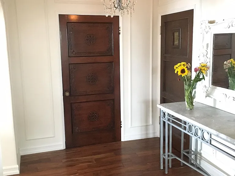 Savoy Plaza Apartments — Photo 10