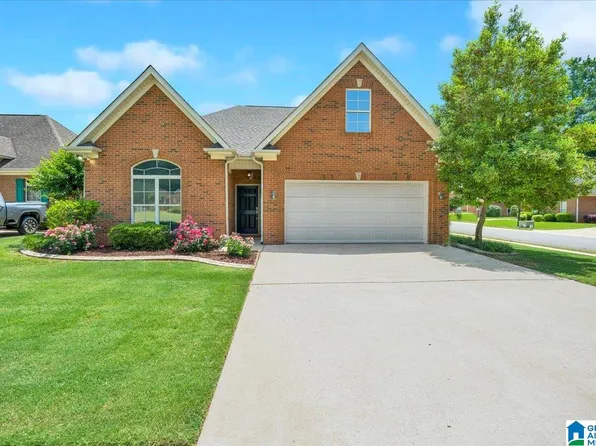 4651 Highgrove Dr, Bessemer, AL 35022