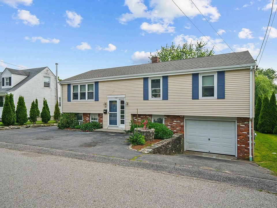 1st image of 19 Goulart Ave
