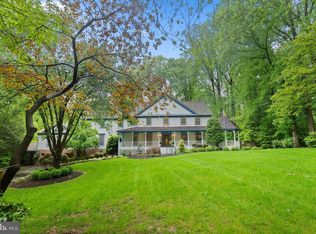 9080 Eaton Park Rd, Great Falls, VA 22066