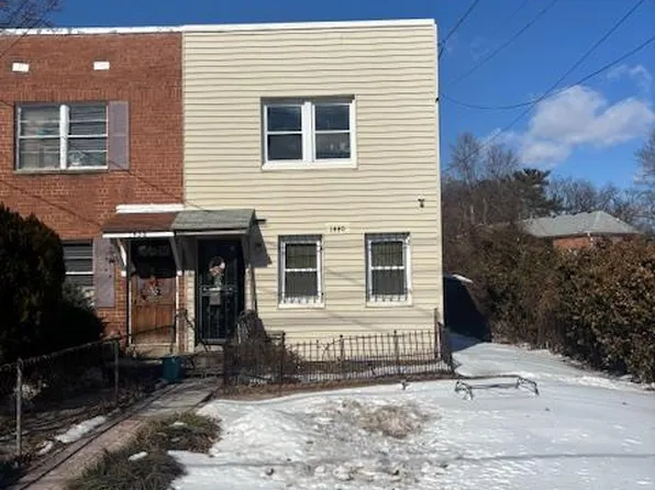 1440 Alabama Ave SE, Washington, DC 20032