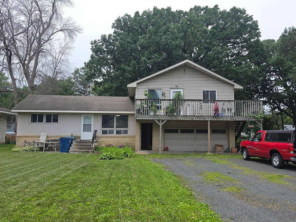 1st image of 1008 7th St SE